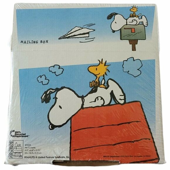 PEANUTS Snoopy Woodstock Small Mailing Box Shipping Supplies - Picture 2 of 3